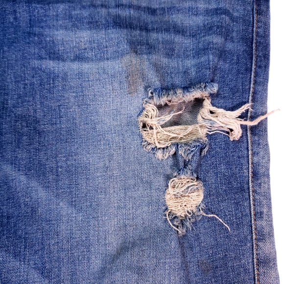 G BY Guess Distressed Denim Jeana - Picture 2 of 16